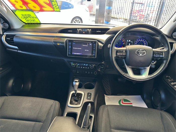 2019 Toyota Hilux SR5