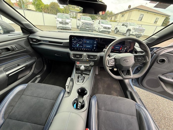 2024 Ford Mustang Dark Horse