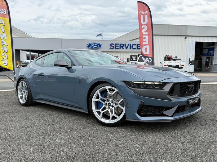 2024 Ford Mustang Dark Horse