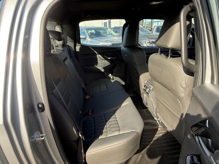 2025 Isuzu D-MAX X-TERRAIN