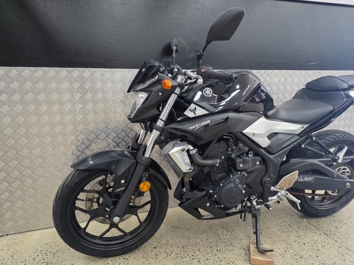 2016 Yamaha MT-03 (MT03LA) (ABS) BLUE