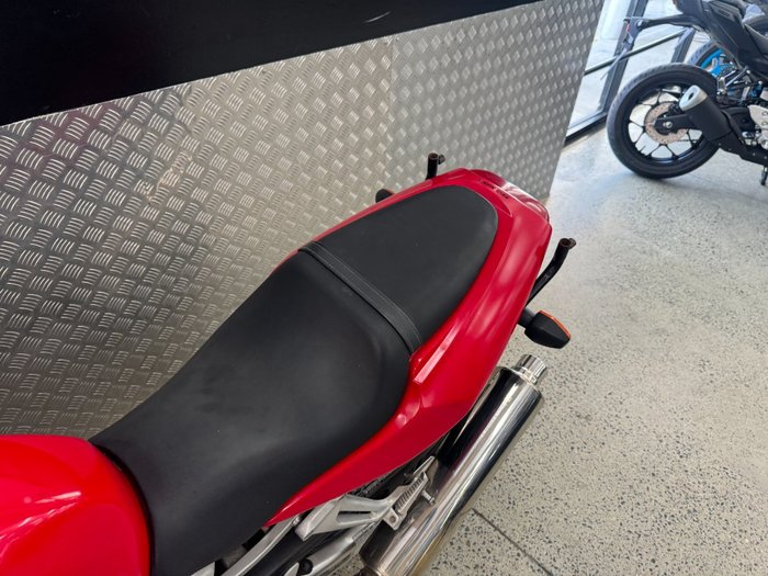 2006 Honda VTR1000F (FIRESTORM) RED