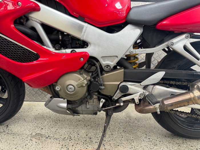2006 Honda VTR1000F (FIRESTORM) RED