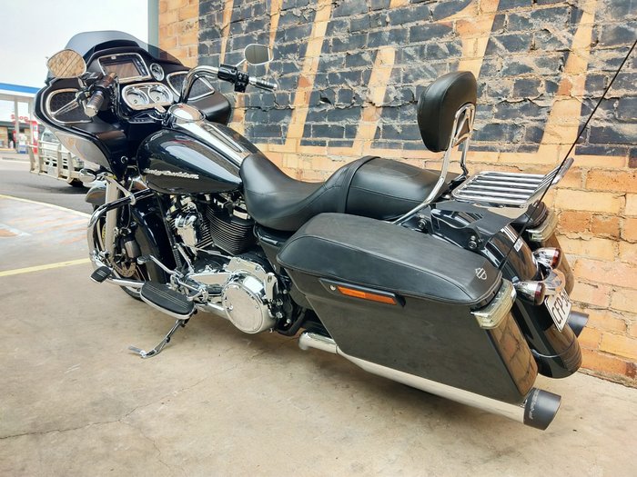 2017 HARLEY-DAVIDSON ROAD GLIDE SPECIAL 107 (FLTRXS) ROAD BLACK