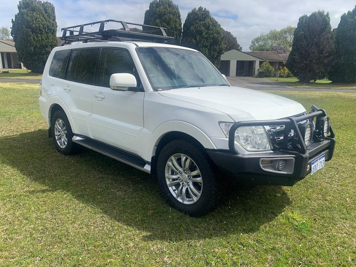 2013 Mitsubishi Pajero VR-X NW MY13 4X4 White