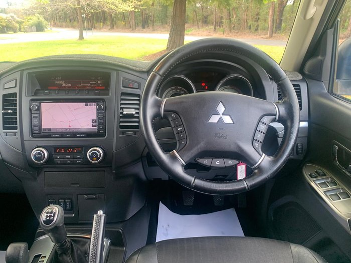 2013 Mitsubishi Pajero VR-X NW MY13 4X4 White
