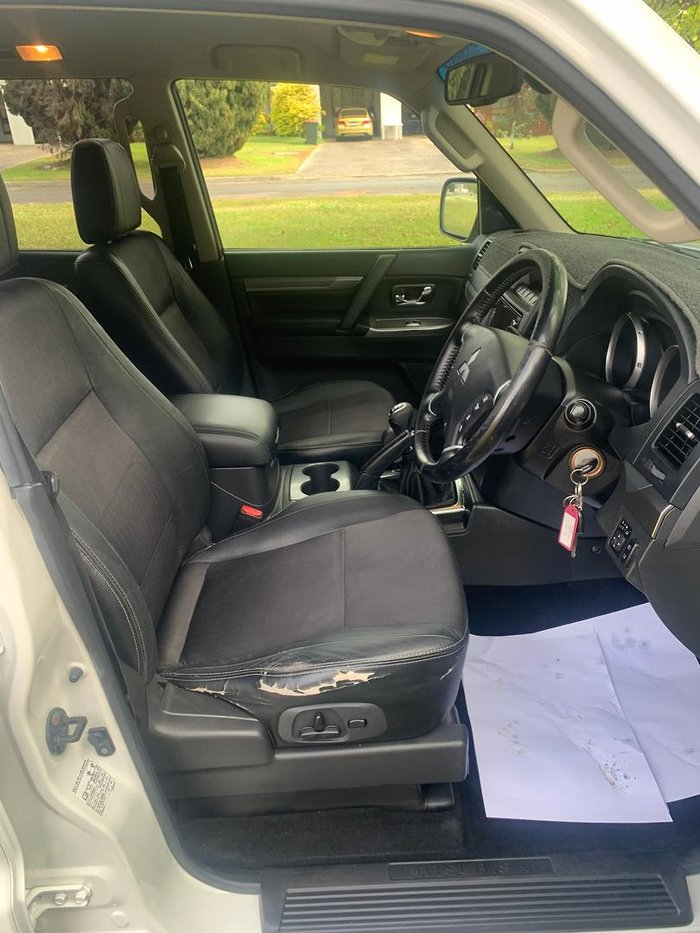2013 Mitsubishi Pajero VR-X NW MY13 4X4 White
