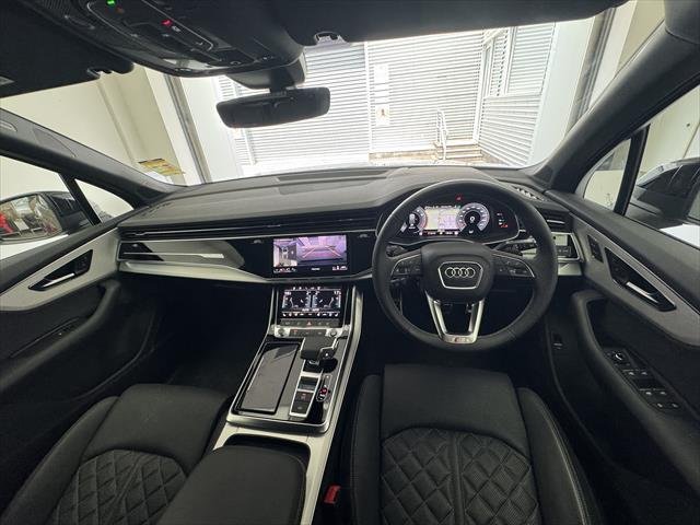 2024 Audi Q7 55 TFSI S line