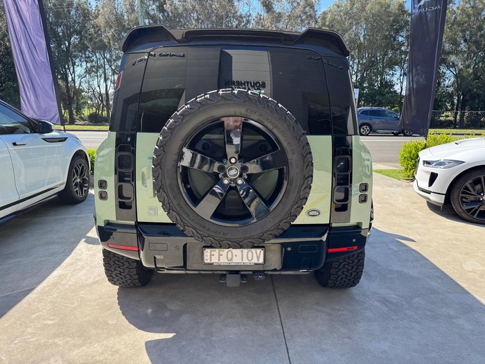 2022 Land Rover Defender 110 P400 75th Edition