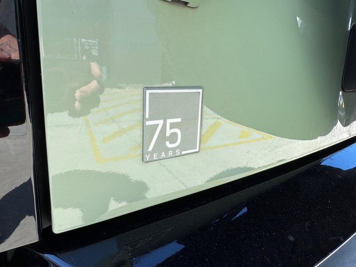 2022 Land Rover Defender 110 P400 75th Edition