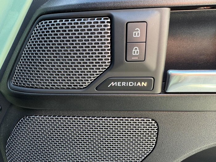 2022 Land Rover Defender 110 P400 75th Edition