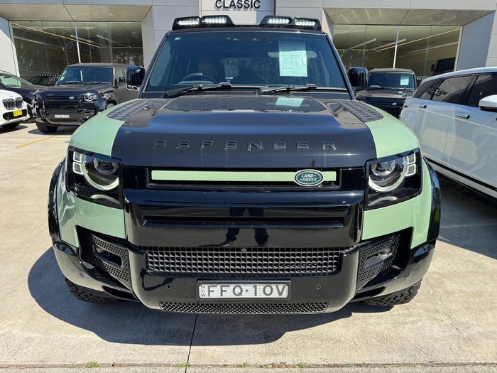 2022 Land Rover Defender 110 P400 75th Edition
