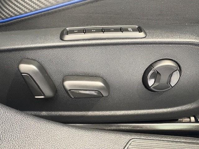 2023 Volkswagen Golf R