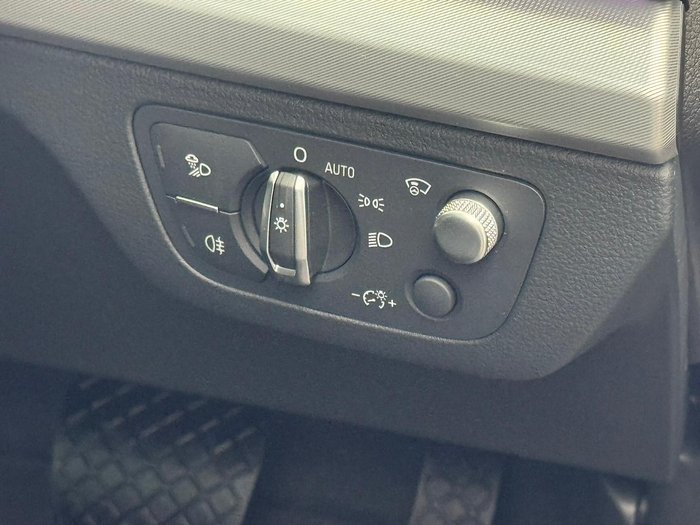2024 Audi Q5 40 TDI Sport
