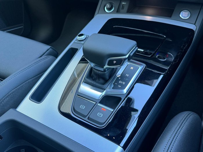 2024 Audi Q5 45 TFSI Sport