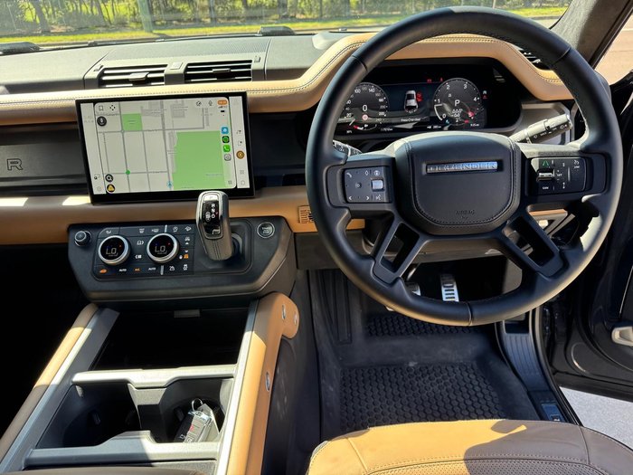 2024 Land Rover Defender 110 D350 X L663 MY25.5 AWD Carpathian Grey