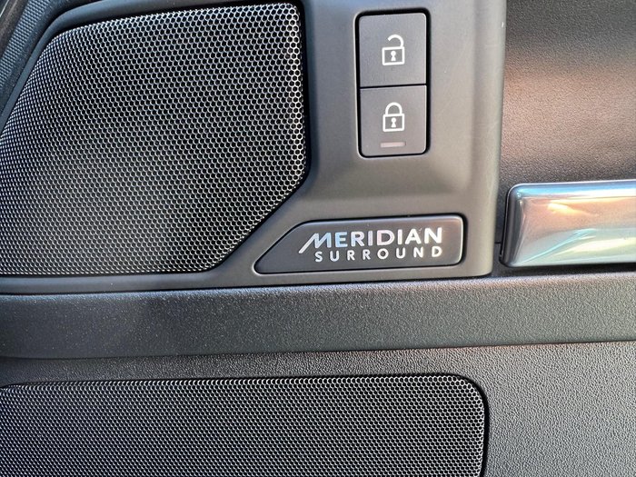 2024 Land Rover Defender 110 D350 X L663 MY25.5 AWD Carpathian Grey