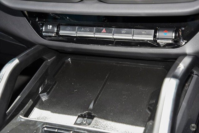 2025 LDV D90 Executive