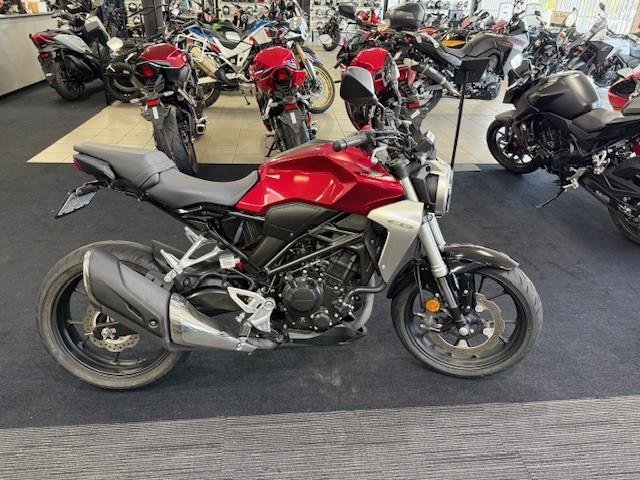 2019 Honda CB300R (CB300RA) CB300 Red