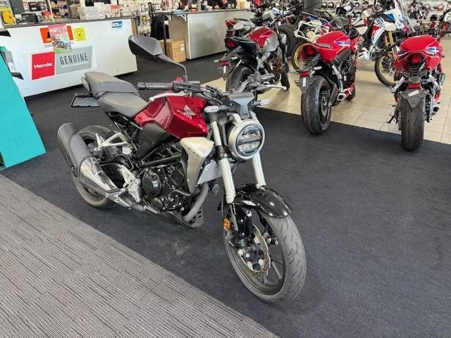2019 Honda CB300R (CB300RA) CB300 Red