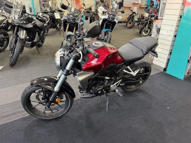 2019 Honda CB300R (CB300RA) CB300 Red