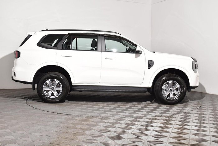 2025 Ford Everest Ambiente