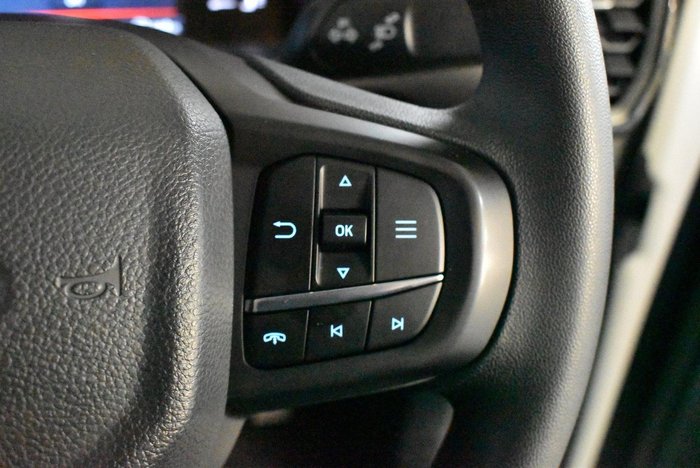 2025 Ford Everest Ambiente