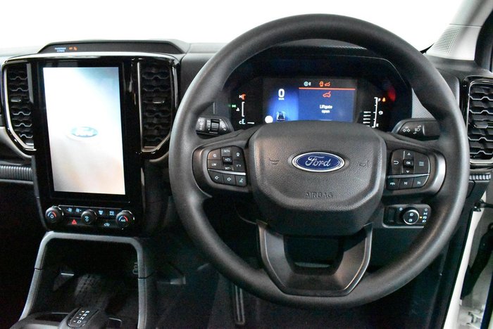 2025 Ford Everest Ambiente