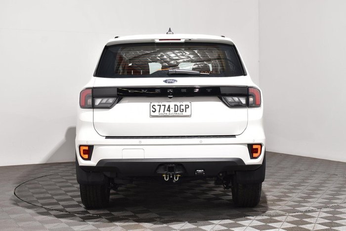 2025 Ford Everest Ambiente