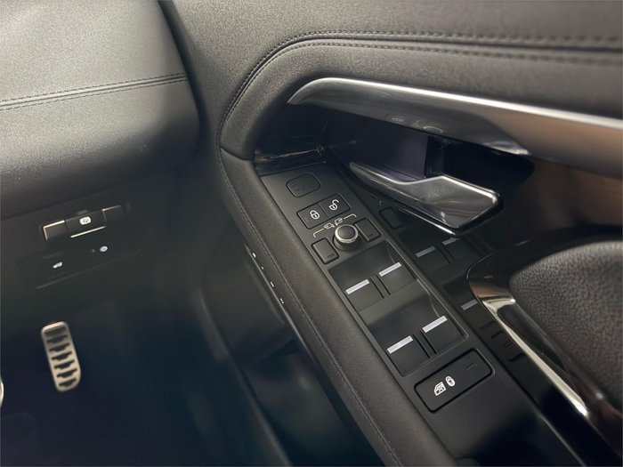 2019 Land Rover Range Rover Evoque D150 R-Dynamic SE