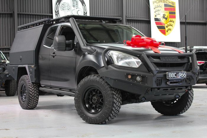 2019 Isuzu D-MAX SX MY19 4X4 Dual Range Cosmic Black