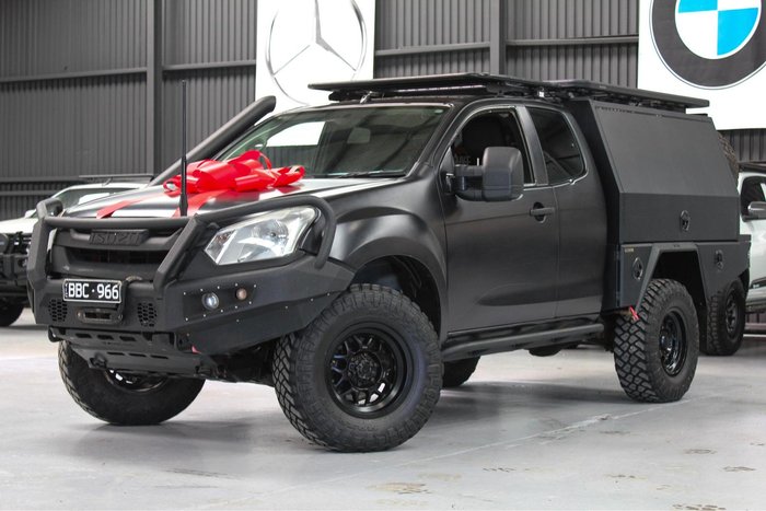 2019 Isuzu D-MAX SX MY19 4X4 Dual Range Cosmic Black