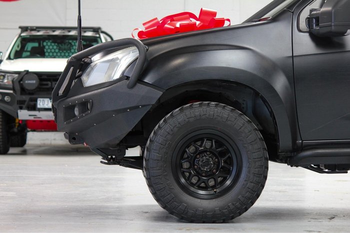 2019 Isuzu D-MAX SX MY19 4X4 Dual Range Cosmic Black