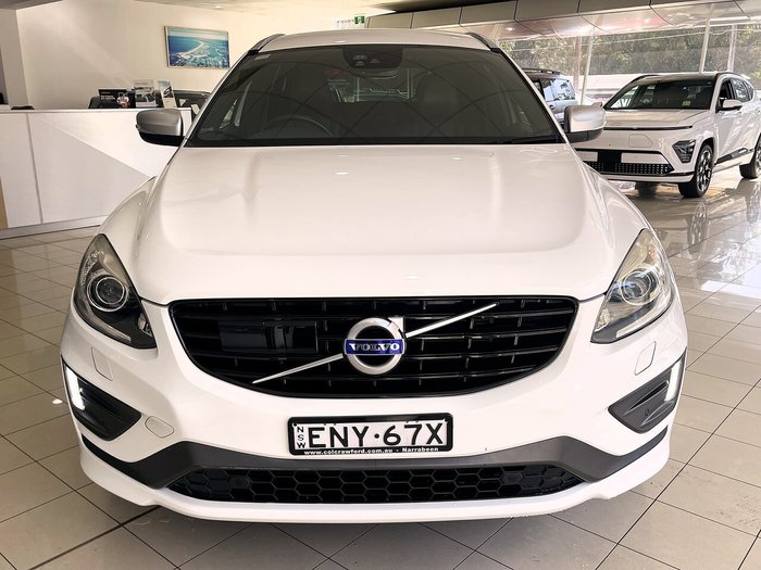 2017 Volvo XC60 T5 R-Design