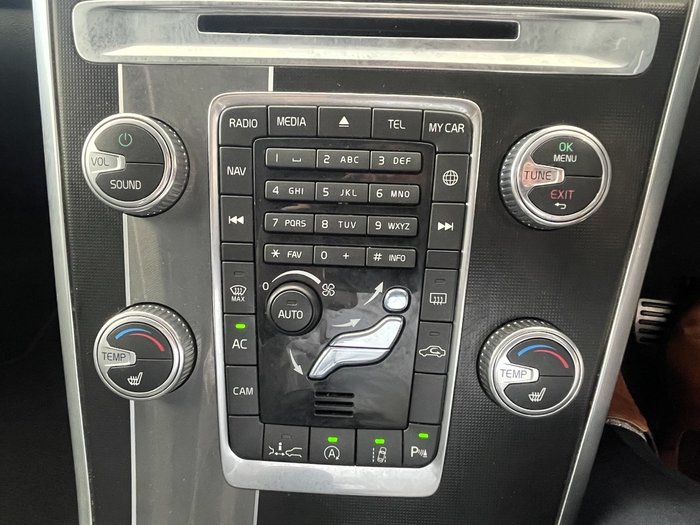 2017 Volvo XC60 T5 R-Design