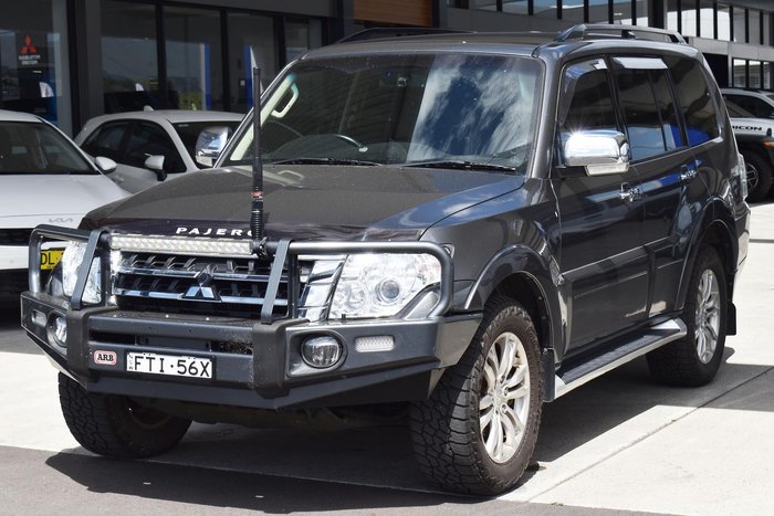 2019 Mitsubishi Pajero GLS