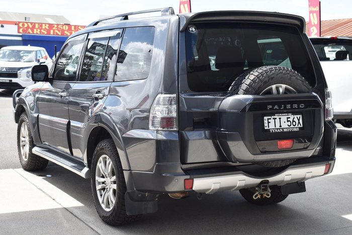 2019 Mitsubishi Pajero GLS
