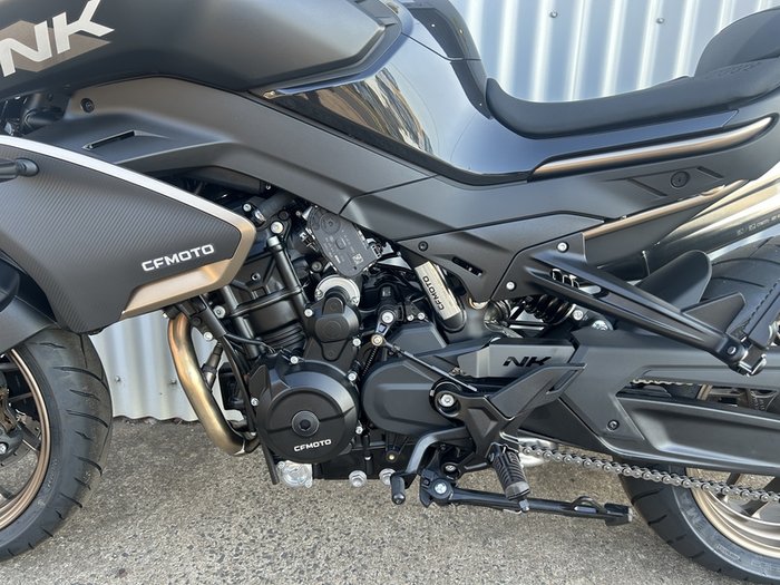 CFMOTO 800NK ADVANCE ROAD BLACK