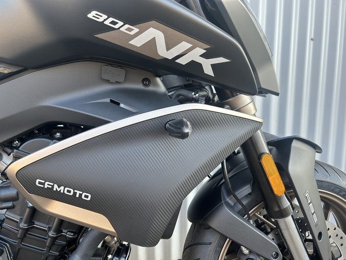 CFMOTO 800NK ADVANCE ROAD BLACK