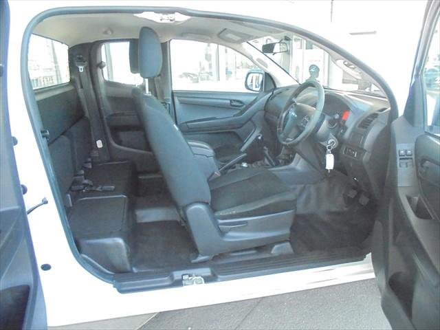 2015 Isuzu D-MAX SX MY15 4X4 Dual Range Splash White