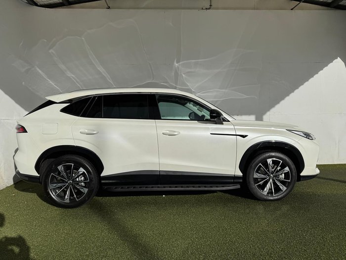 2025 MG HS Super Hybrid Essence