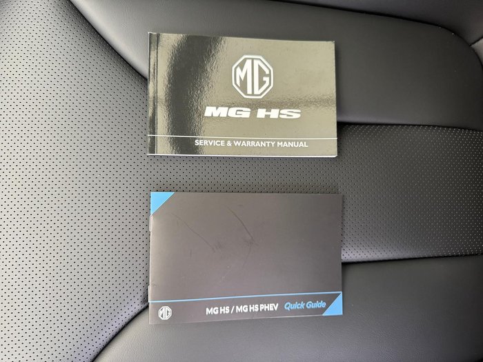 2025 MG HS Super Hybrid Essence