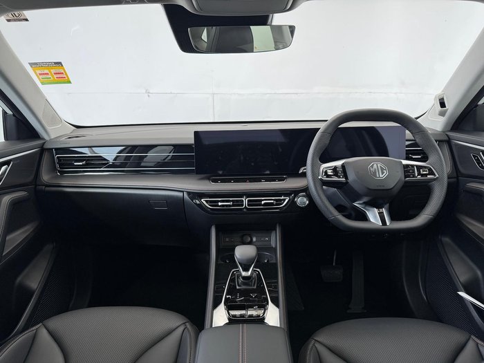 2025 MG HS Super Hybrid Essence