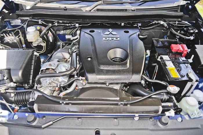 2016 Mitsubishi Triton GLS MQ MY16 4X4 Dual Range Impulse Blue
