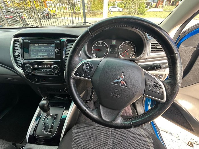 2016 Mitsubishi Triton GLS