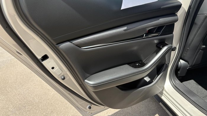 2025 Mazda 3 G25 Astina