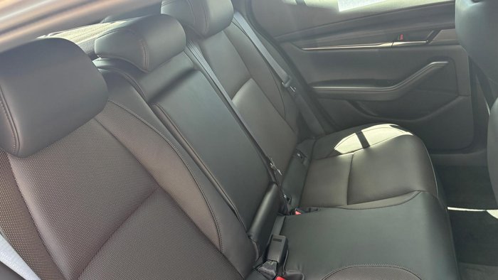 2025 Mazda 3 G25 Astina