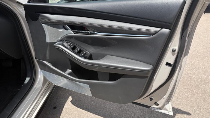 2025 Mazda 3 G25 Astina