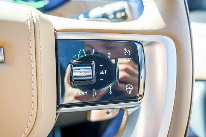 2024 Land Rover Range Rover P460e HSE PHEV