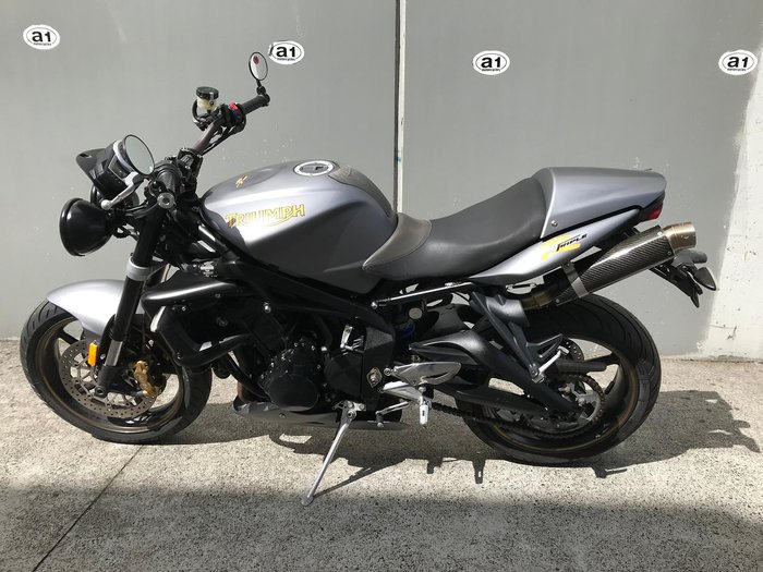 2009 Triumph Street Triple 675